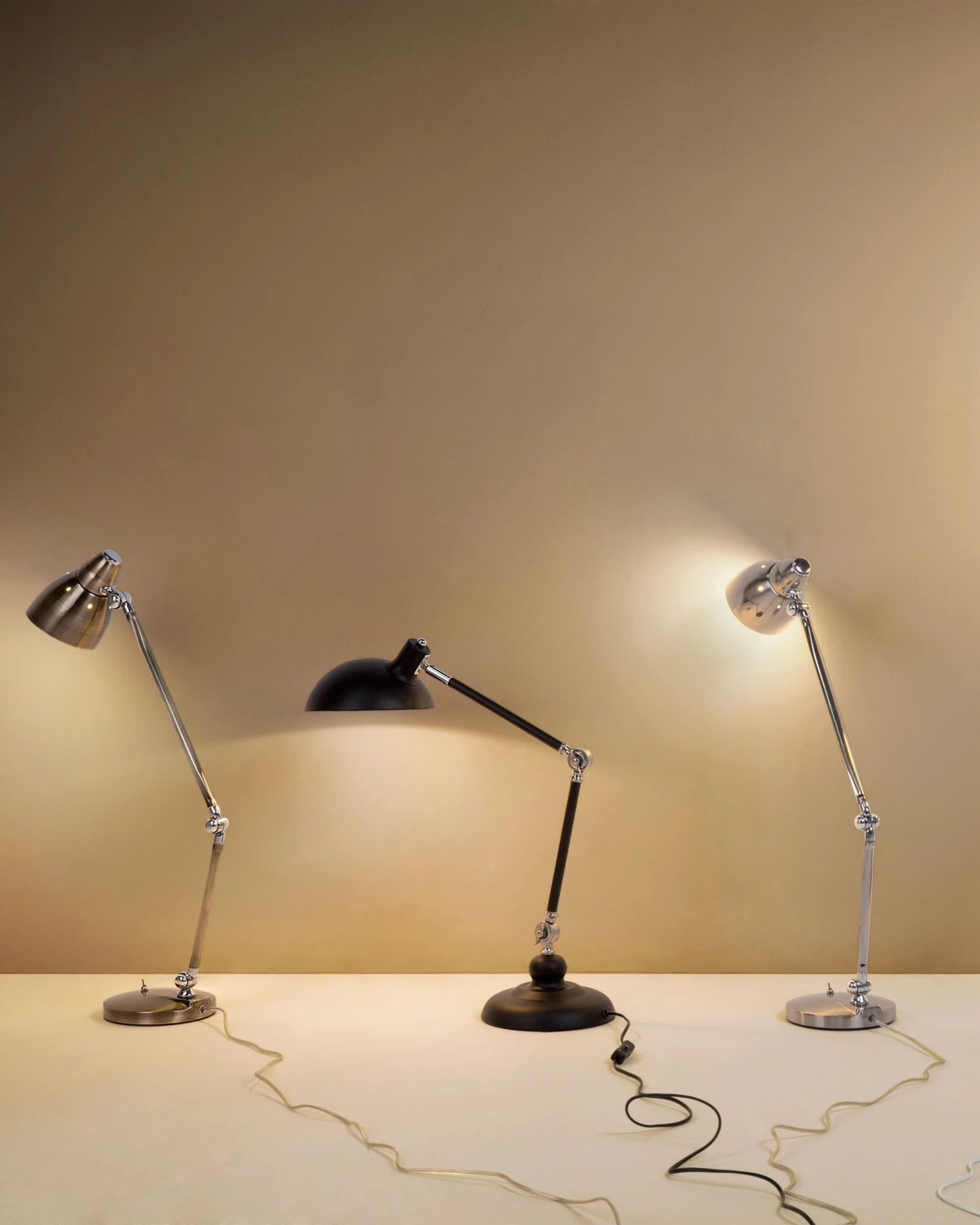 Tafellamp Metaal Zwart MERAMEC - Afbeelding 2