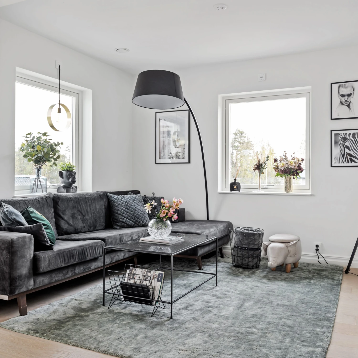 Staande Lamp Zwart BENUE - Afbeelding 6